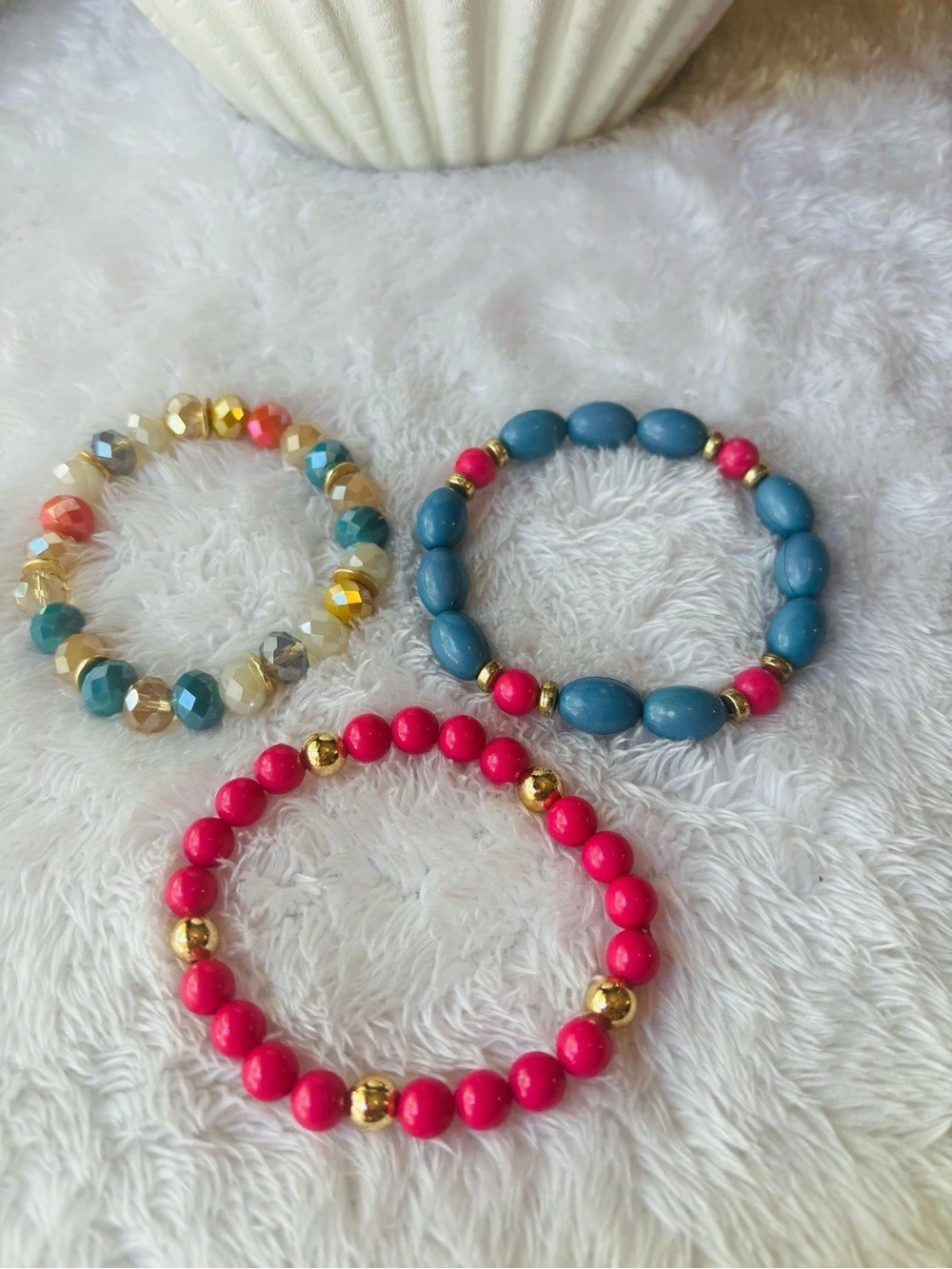Beaded Stretch Bracelet Set Pink & Blue Like New